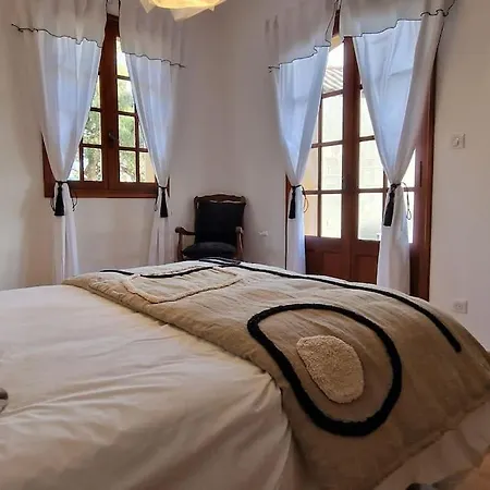 Marie-ange Entre Et Montagne Санта-Люсьа-ди-Морьяни