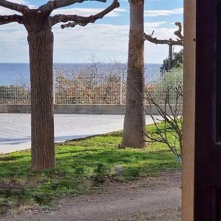 Marie-ange Entre Et Montagne *