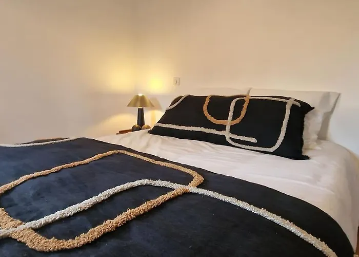 Marie-ange Entre Et Montagne * Santa-Lucia-di-Moriani