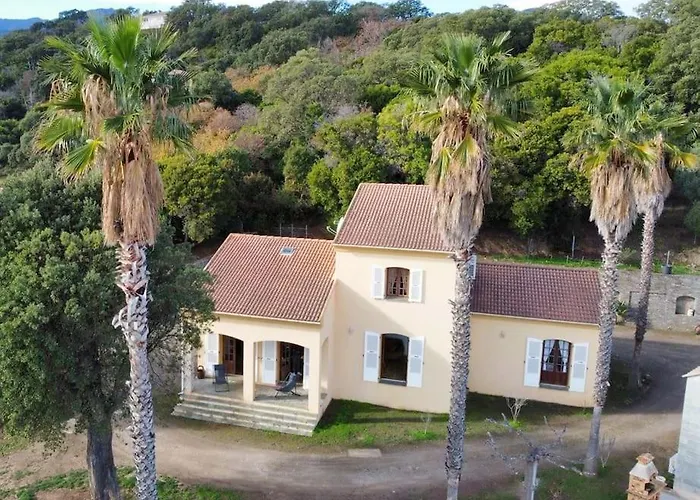 Marie-ange Entre Et Montagne Villa